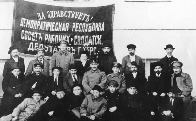 Большевики против Советов